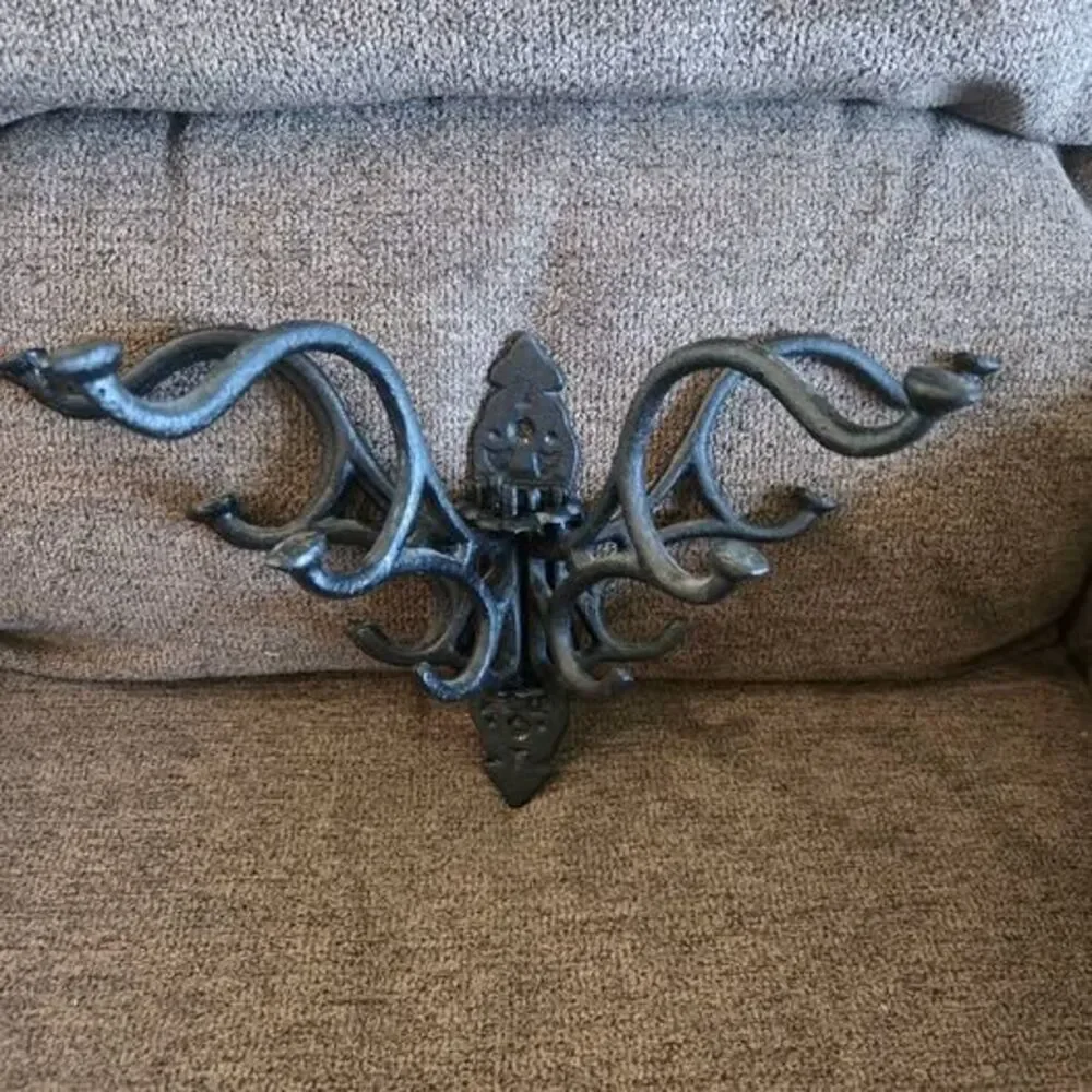 VINTAGE 5 ARM COAT HAT BLACK CAST IRON RACK